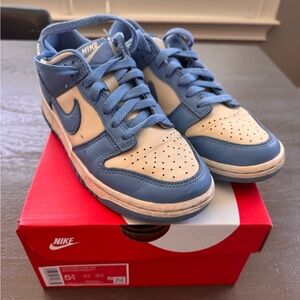 Nike Dunk Low, Blue Beyond/Blue Beyond-Beach, size 5.5 Youth